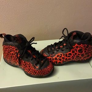 Little posite size 13c